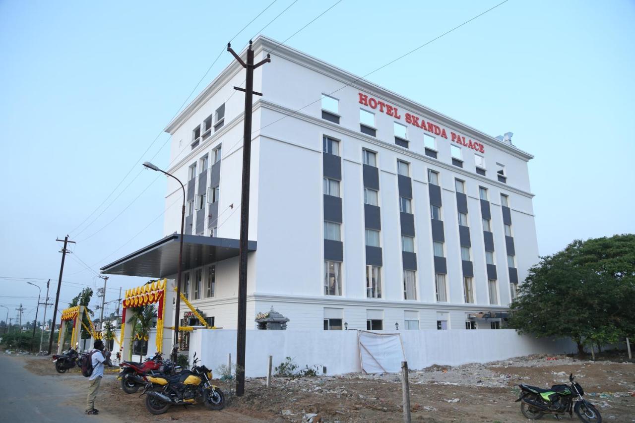 Hotel Skanda Palace Thiruttani Exterior foto